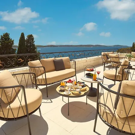 Hotel Moeesy, Blue & Oasis 5*