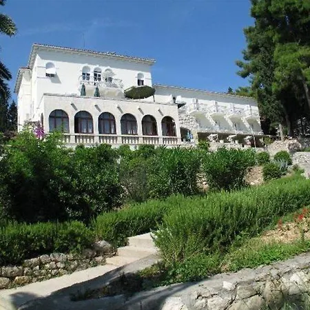Moeesy, Blue & Green Oasis Ξενοδοχείο Χβαρ