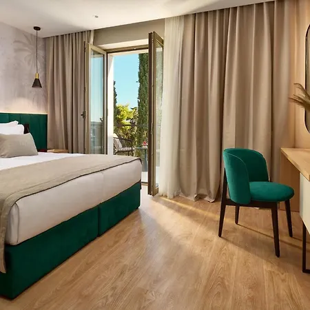 Hotel Moeesy, Blue & Oasis 5*