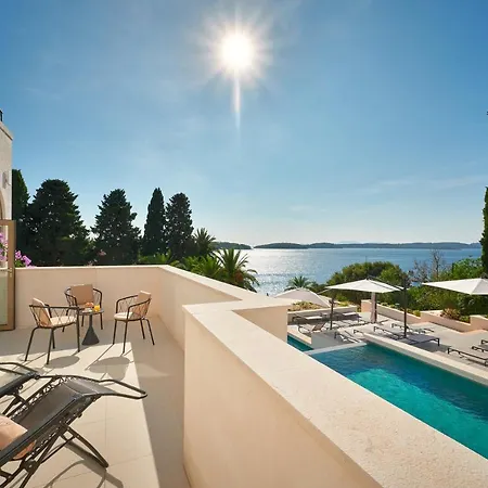 Hotel Moeesy, Blue & Oasis Hvar Town