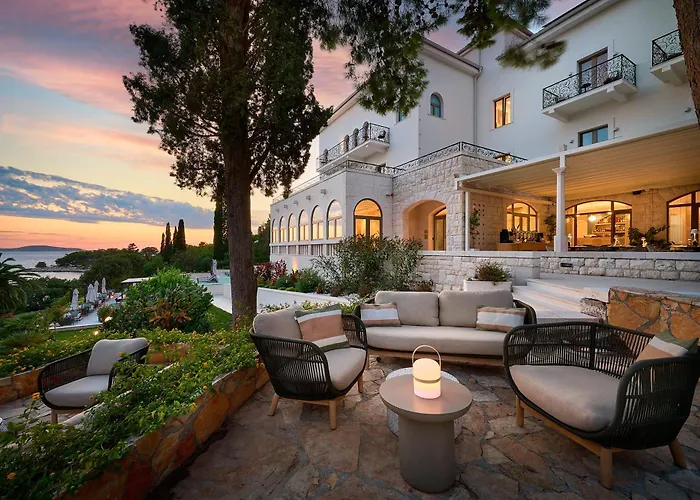 Moeesy, Blue & Oasis - Adults Only ホテル 5*