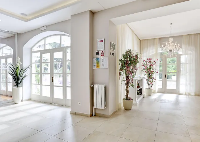 Moeesy, Blue & Oasis - Adults Only ホテル 5*